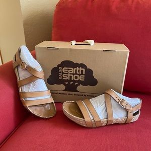 Kalso Earth Shoe leather sandals. Size 8.5 medium.